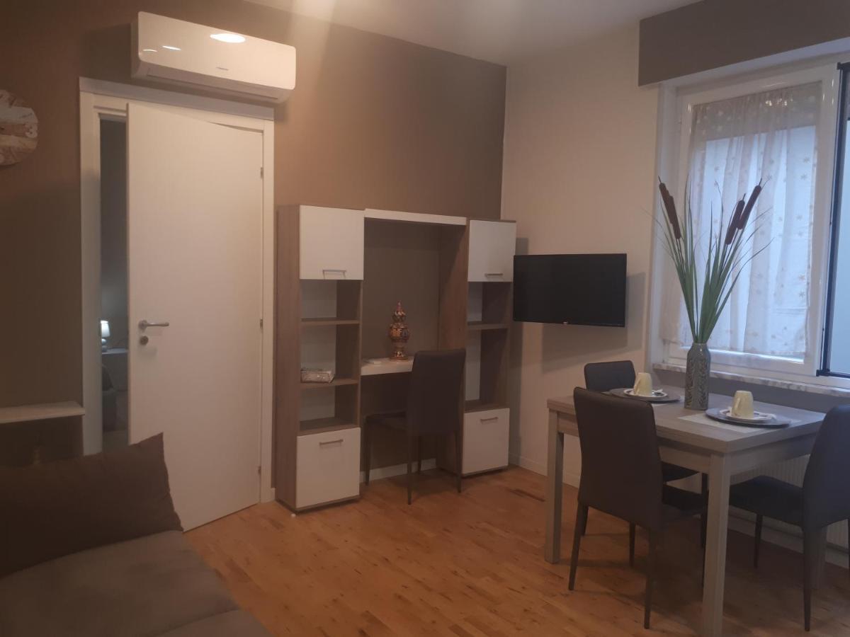Central House Appartement Caserta Buitenkant foto
