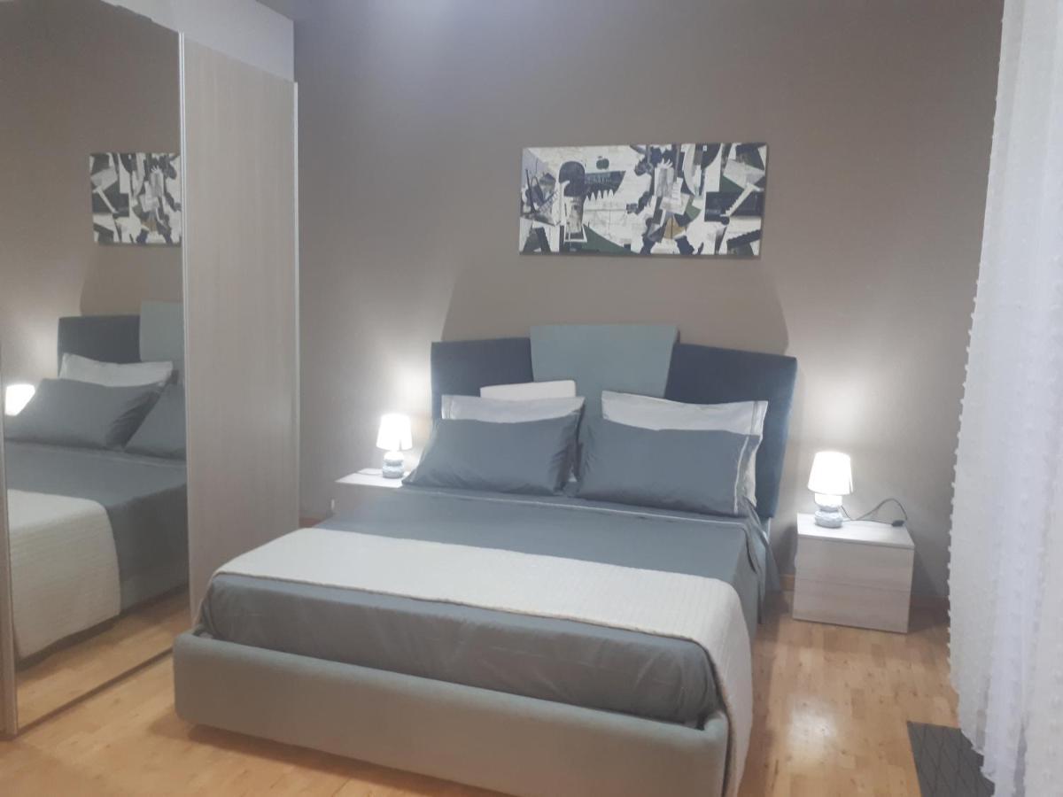 Central House Appartement Caserta Buitenkant foto